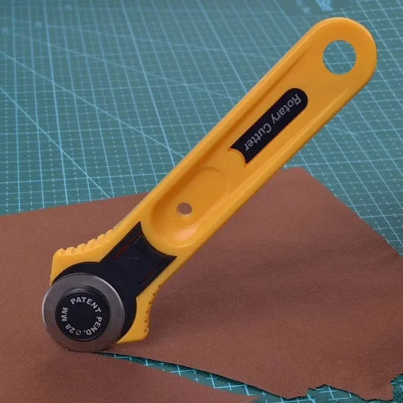 28/45mm Patchwork Roller Wheel - Round Knife Leatherwork recension och pris