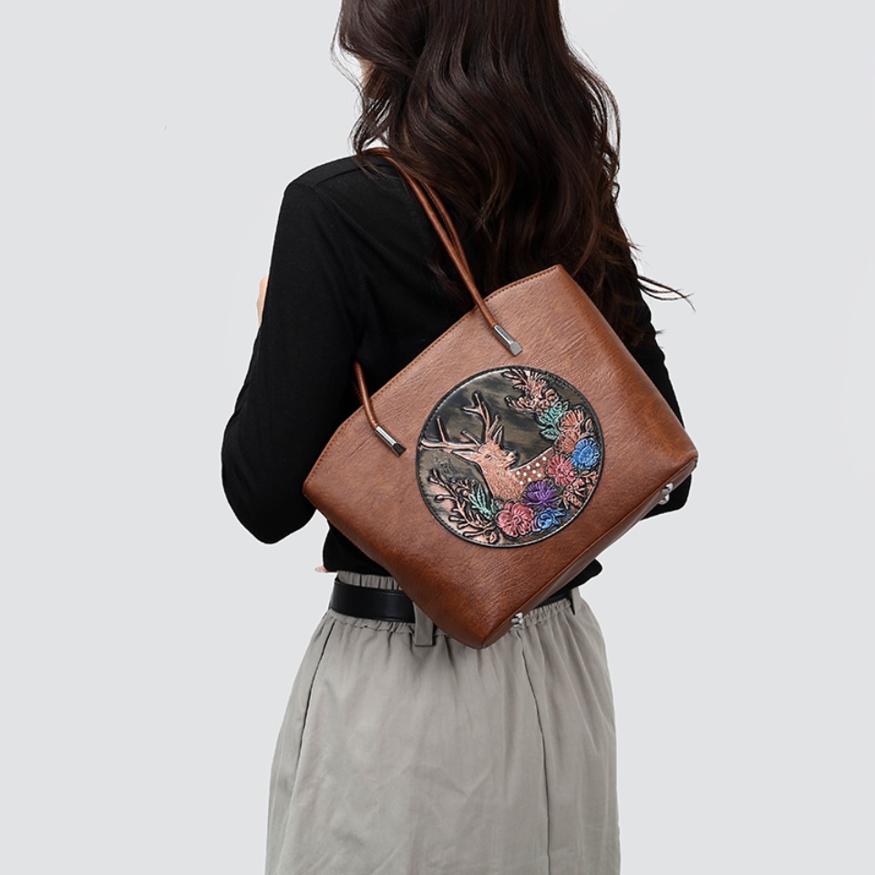 Women Vintage Embossed Deer Fl - Leatherwork Workshop recension och pris